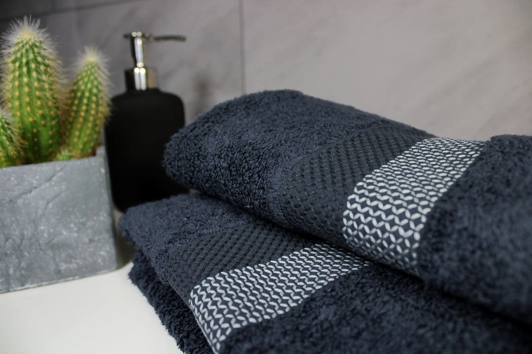 Basic Duschtuch 70x140 cm - Grün