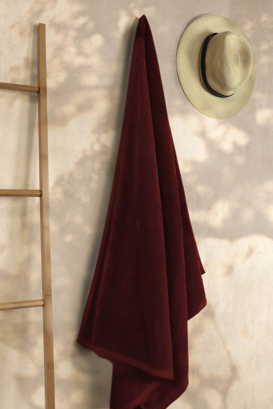 jilda-tex Uni-Strandtuch 100% Bio-Baumwolle 80x180 cm Badetuch Strandlaken Handtuch (Rot)