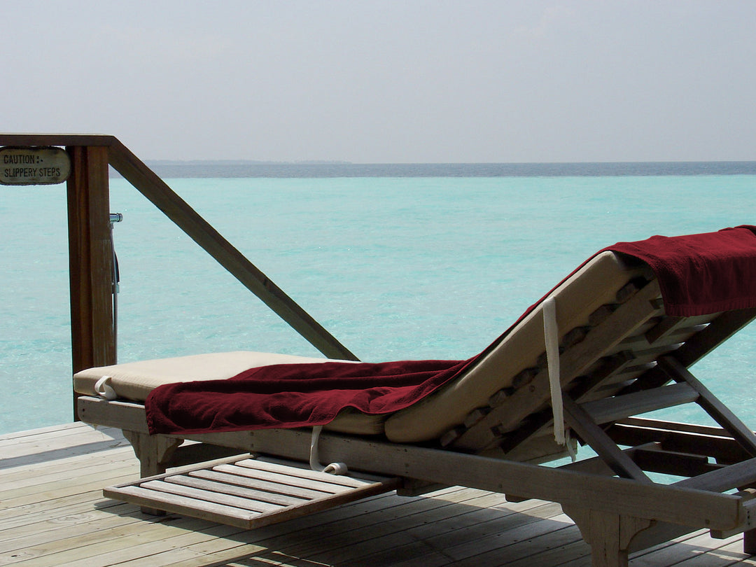 jilda-tex Uni-Strandtuch 100% Bio-Baumwolle 80x180 cm Badetuch Strandlaken Handtuch (Rot)