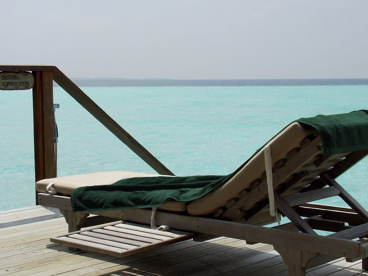 jilda-tex Uni-Strandtuch 100% Bio-Baumwolle 80x180 cm Badetuch Strandlaken Handtuch (Grün)