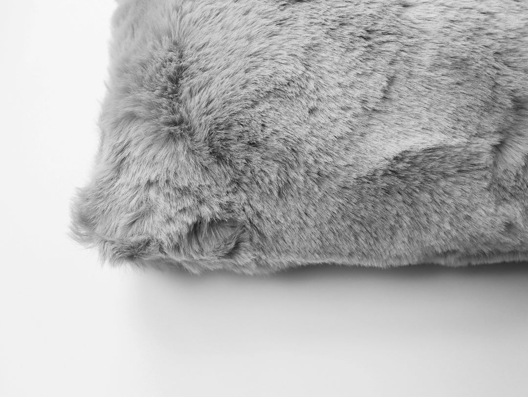 Kissenbezug DELUXE (45x45cm mit 300g Füllung) - hellgrau