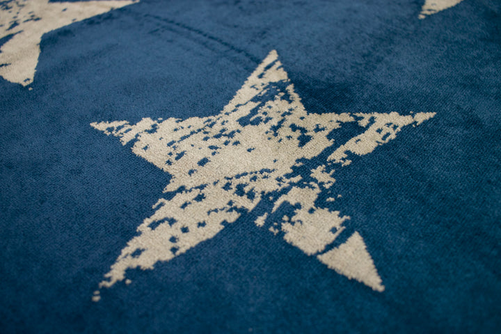 Strandtuch ""Battered Stars""